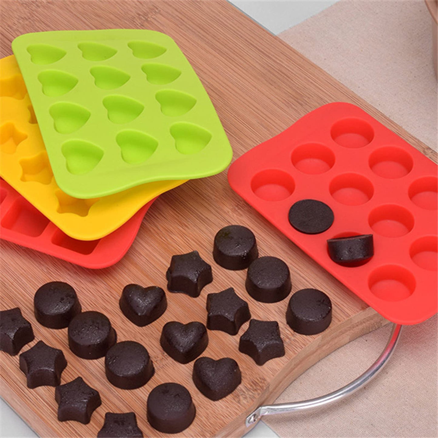Yetier 12 Grid Silicone Ice Cream Chocolate Mold Tray Star Heart Round Square Ice Cube Cake Mold DIY Tool