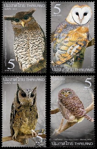 BRUCE LEE Jeet Kune Do HK 2 Awesome Quality Lot 12 New Pins Buttons Badge 1.25"